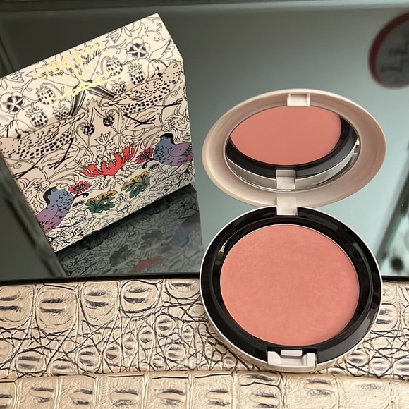 NIB! Mac Limited Edition Liberty In London Beauty Powder In Color Shell Pearl. - Picture 3 of 9